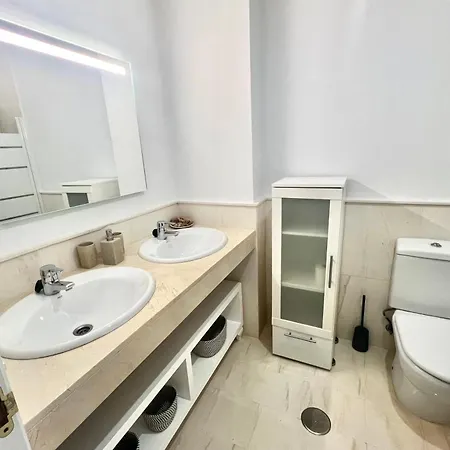 Mi Capricho Beachfront 401 - With Sea Views Costa Del Sol Apartment