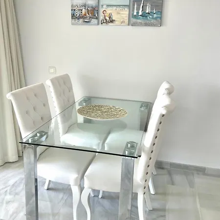 Mi Capricho Beachfront 401 - With Sea Views Costa Del Sol Apartment